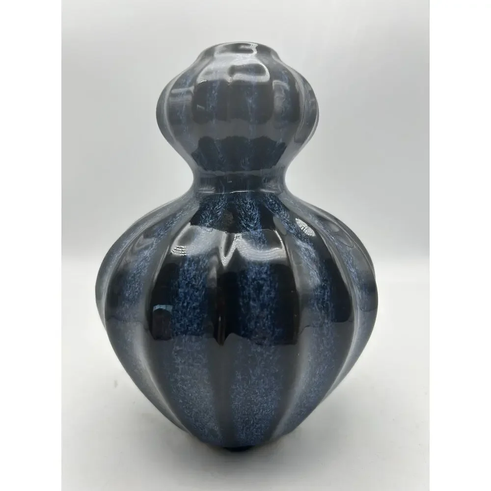 Vintage Dry Plant Vase. .5 Inch Opening At Bottom.